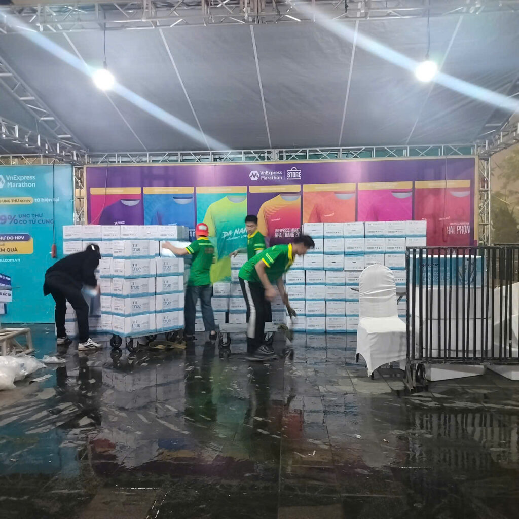 Hình ảnh thực hiện công việc của Gia Hưng Phúc